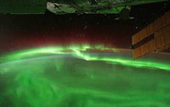photo of the aurora in green