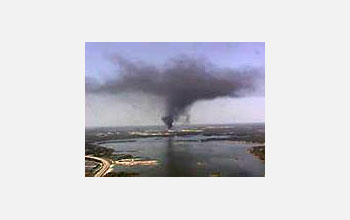 Photo of refinery plumes that contribute to Houston's air quality problems.
