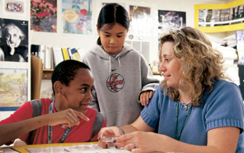 Fourth-grade teacher Kristi Cameron and students