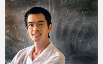 Photo of Terence Tao in the classroom