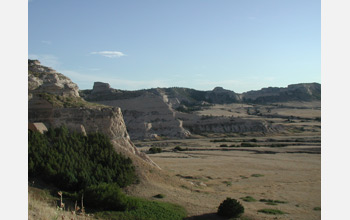Photo of 31-15 million year old volcanic deposits lining Scotts Bluff National Monument, Nebraska.