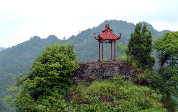 Qiyunshan, a national park in eastern China, has similar forests to those of eastern North America.