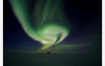 <em>Aurora australis</em> ("southern lights") at the South Pole