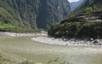 Photo of the Nu River flowing near the Yunnan-Tibet border.