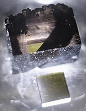 Single-crystal diamond block formed by CVD process