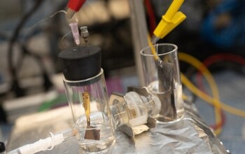 Engineers develop an eco-friendly process to extract ammonia from wastewater.