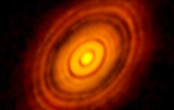 Protoplanetary disk around the young star HL Tauri