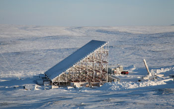 Photo of an NSF-funded ISR radar in Resolute Bay, Nunavut, Canada.