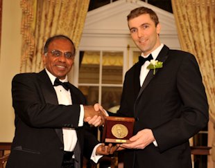 2012 Waterman Award winner Robert Wood with NSF Director Subra Suresh